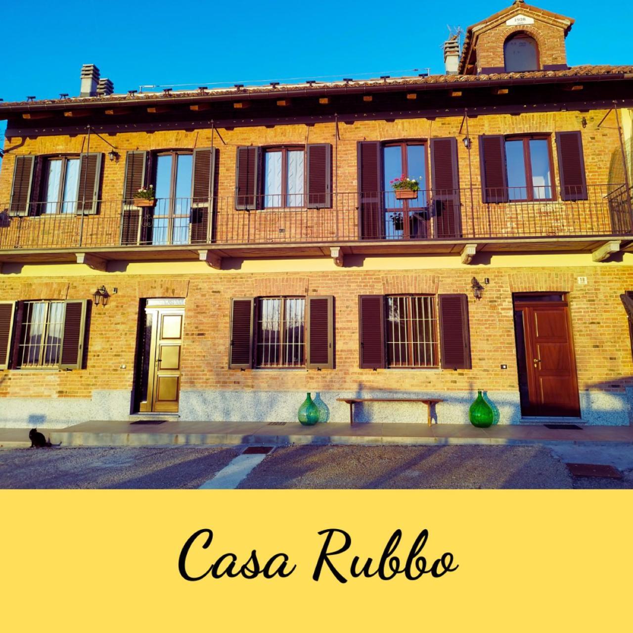 Casa Rubbo - Appartamento 'Como' Nelle Langhe Alba  Exterior photo